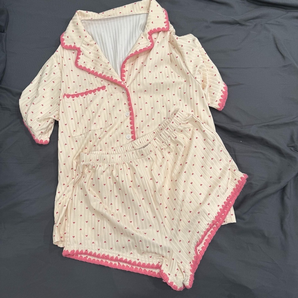 Coquette Aesthetic Ribbed Heart Pajamas Shorts Set with Scalloped Trim-Medium